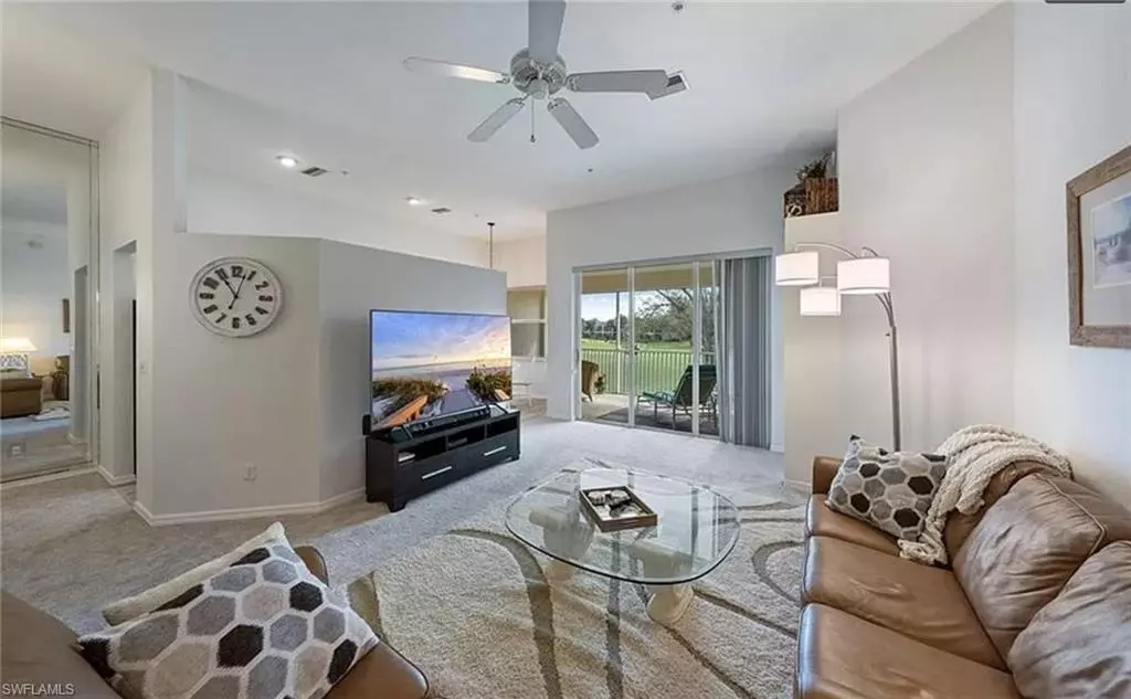 Naples, FL 34119,640 Lalique CIR #407