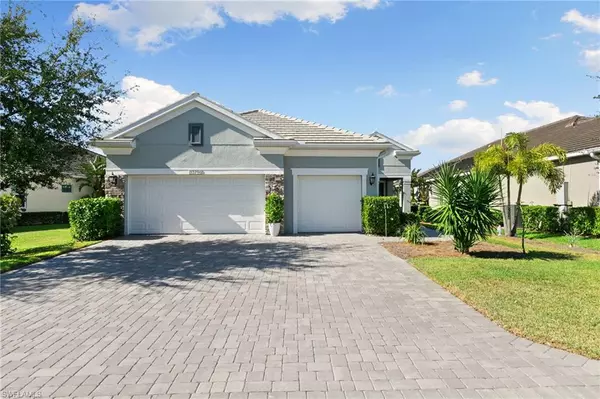 13796 Woodhaven CIR, Fort Myers, FL 33905