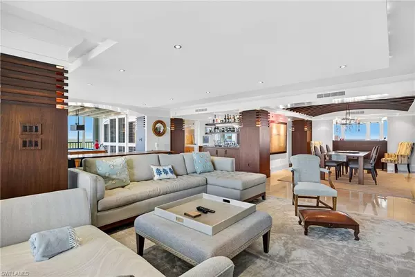 Naples, FL 34108,5601 Turtle Bay DR #2104