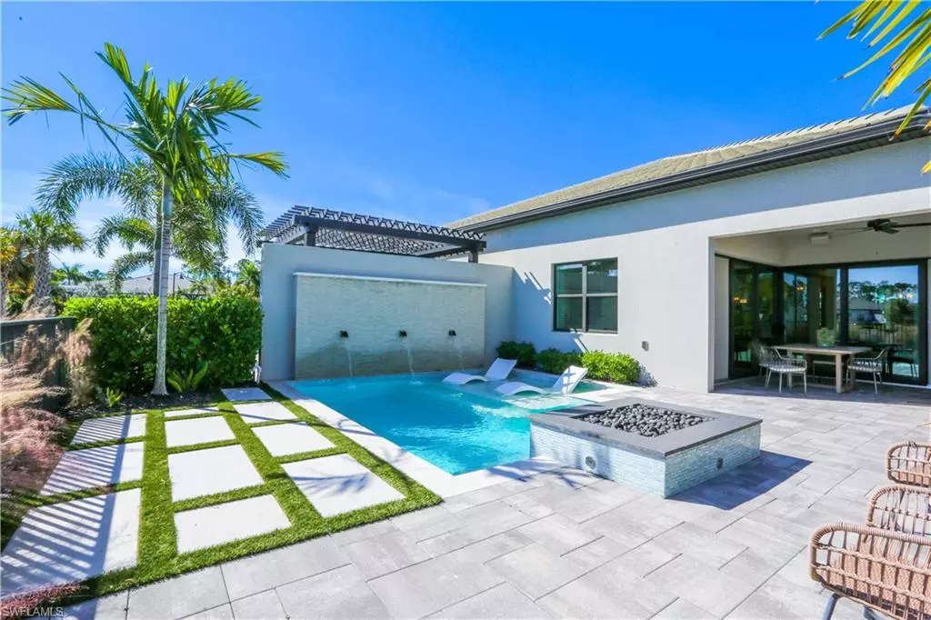 Naples, FL 34120,14727 Kingfisher LOOP