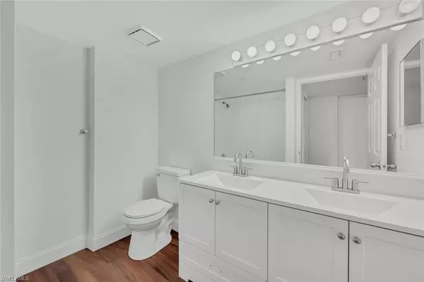 Naples, FL 34112,Address not disclosed