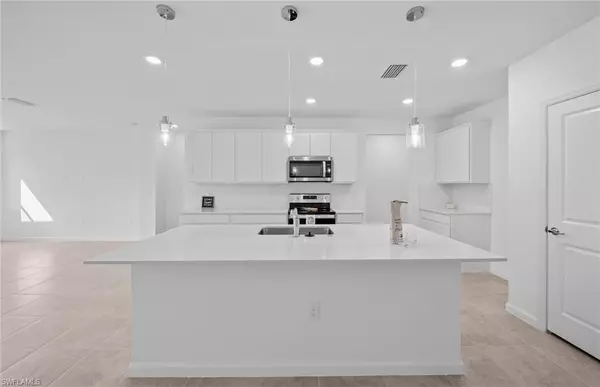 Cape Coral, FL 33909,1644 Lake Jessup CIR