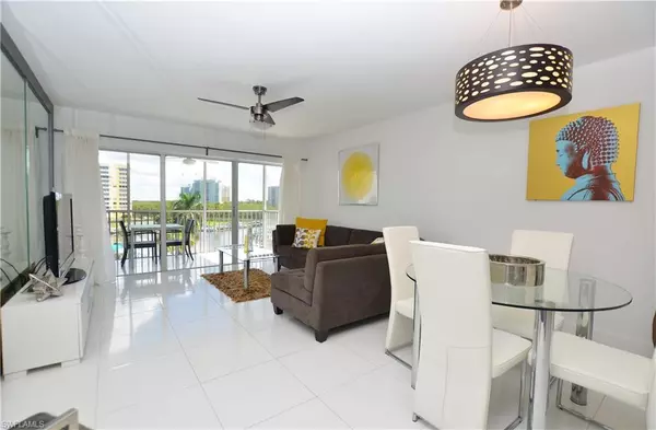 Naples, FL 34108,1 Bluebill AVE #503