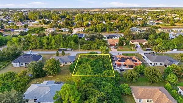 Lehigh Acres, FL 33971,3729 15th ST W