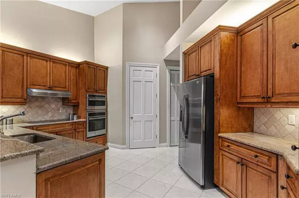 Naples, FL 34103,191 Colonade CIR