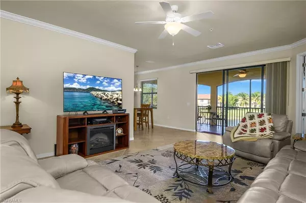 Naples, FL 34113,9495 Napoli LN #201