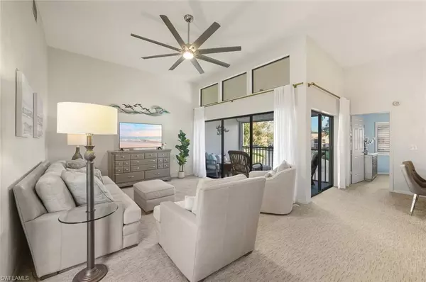 Naples, FL 34108,559 Beachwalk CIR #U202