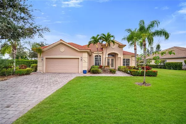 8264 Potomac LN, Naples, FL 34104