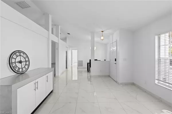 Naples, FL 34104,7780 Scarlet CT