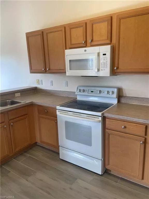 Lehigh Acres, FL 33972,8421 GASSNER WAY