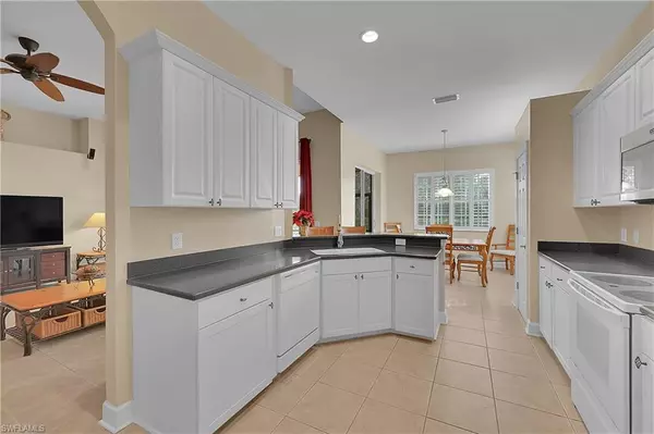 Fort Myers, FL 33908,5569 WHISPERING WILLOW WAY