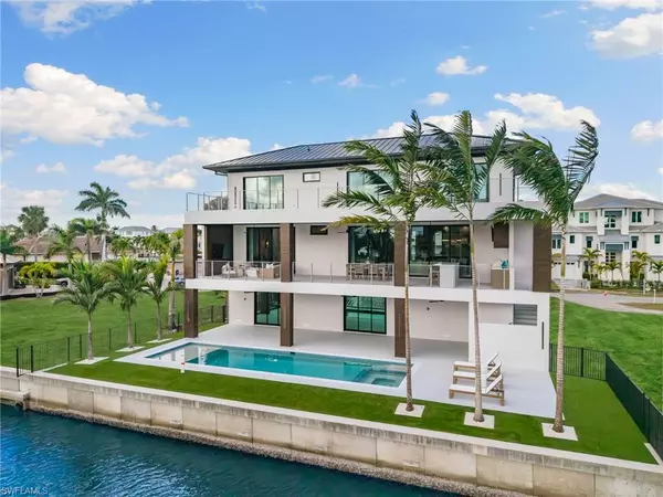 Naples, FL 34108,256 Trade Winds AVE