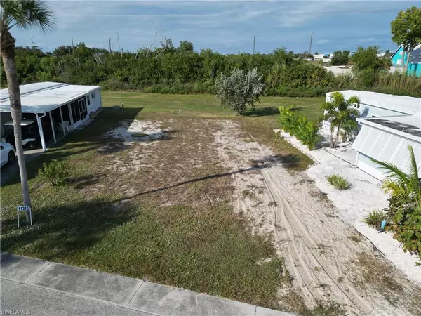 11310 Bayside BLVD, Fort Myers Beach, FL 33931