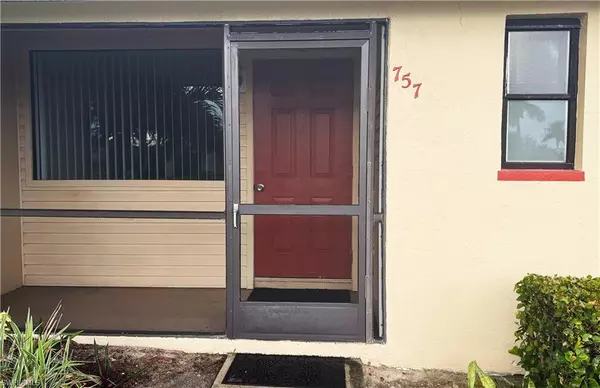 Naples, FL 34108,757 95th AVE N