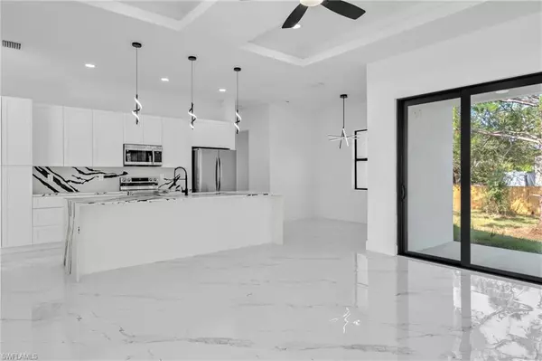 Lehigh Acres, FL 33976,3418 8th ST SW