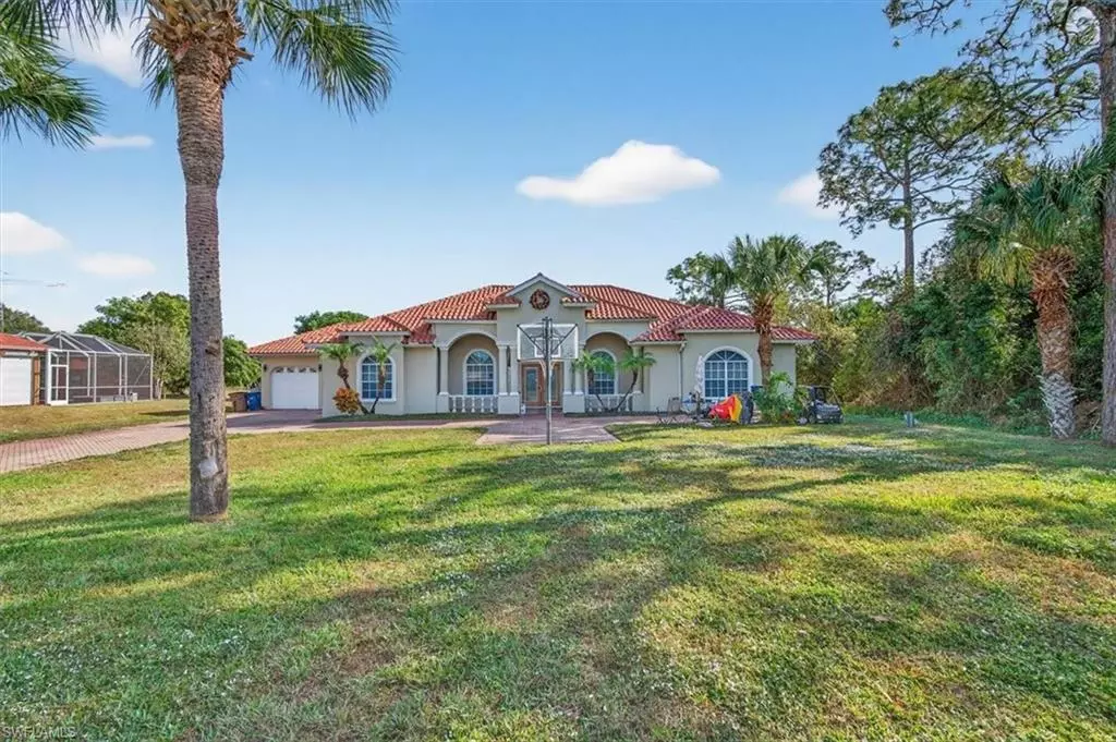 Lehigh Acres, FL 33972,614 Jackson AVE