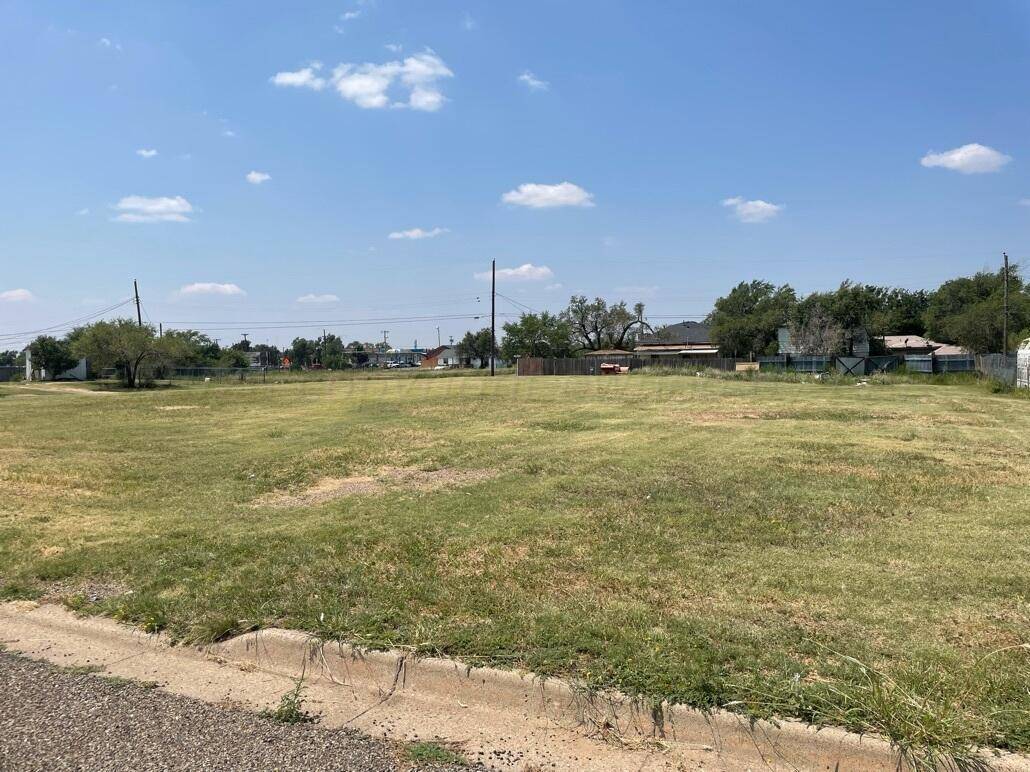 Amarillo, TX 79107,905 N ADAMS ST