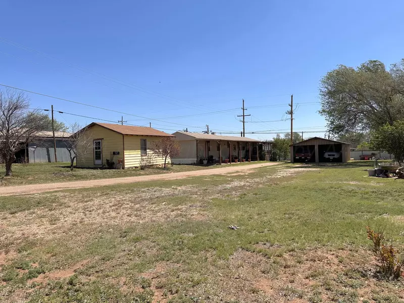 507 SW 3rd ST, Dimmitt, TX 79027