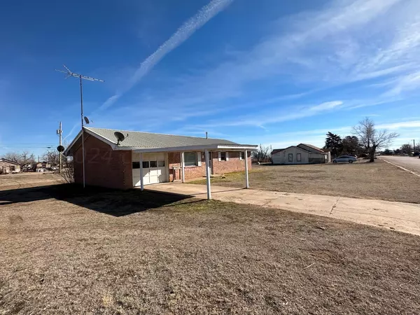 Tulia, TX 79088,301 S Collins AVE