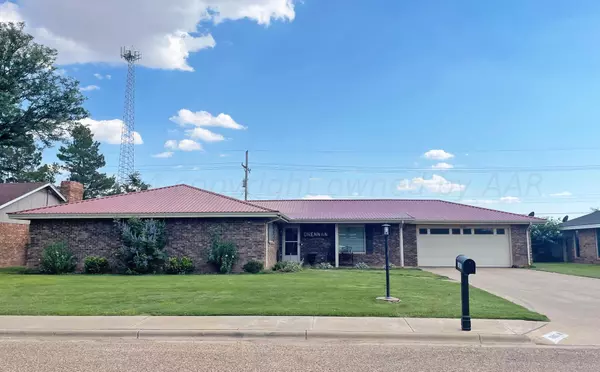 Dimmitt, TX 79027,1005 Pine