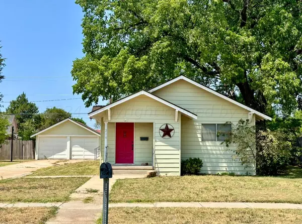 216 S Barkley ST, Spearman, TX 79081