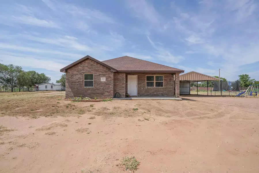 1070 Dodge ST, Hartley, TX 79044