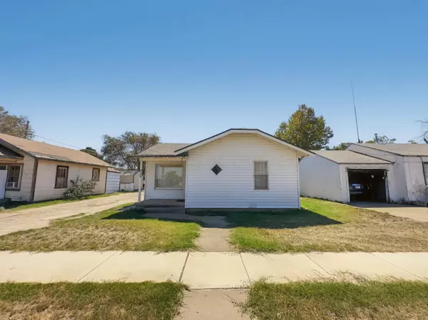 Dimmitt, TX 79027,409 W Bedford ST