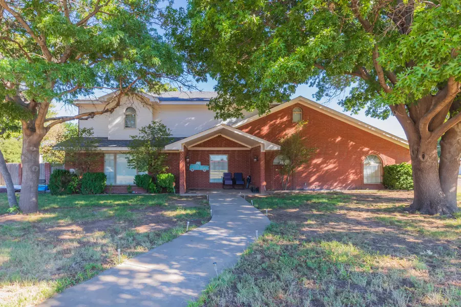 411 Romero ST, Fritch, TX 79036