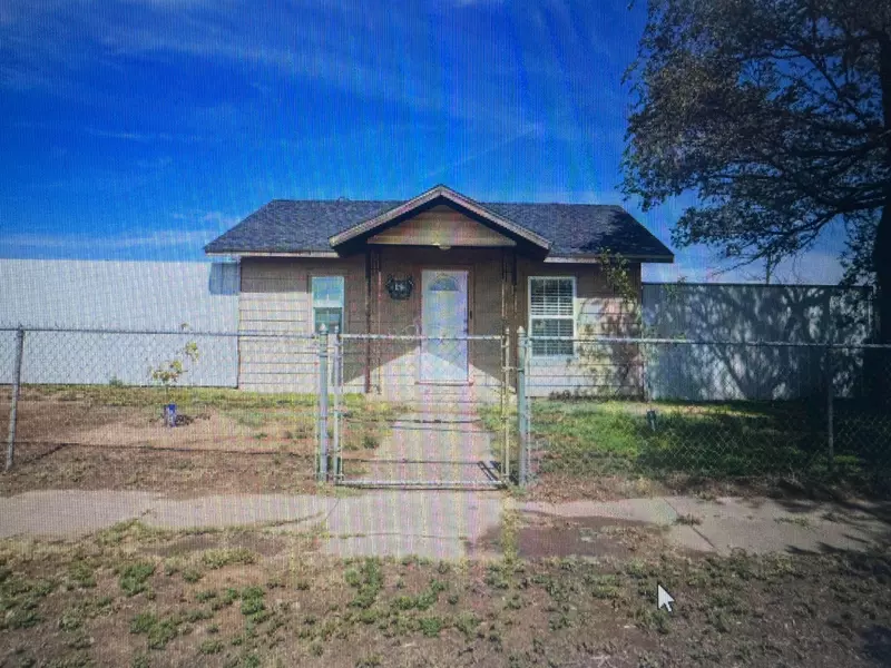 2208 NW 1ST AVE, Amarillo, TX 79106