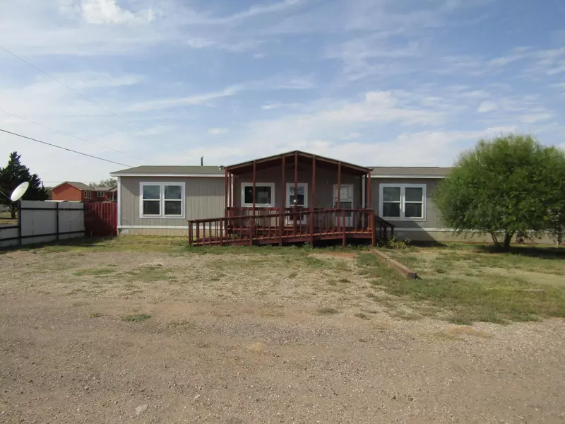 101 E Ave H, Bovina, TX 79009