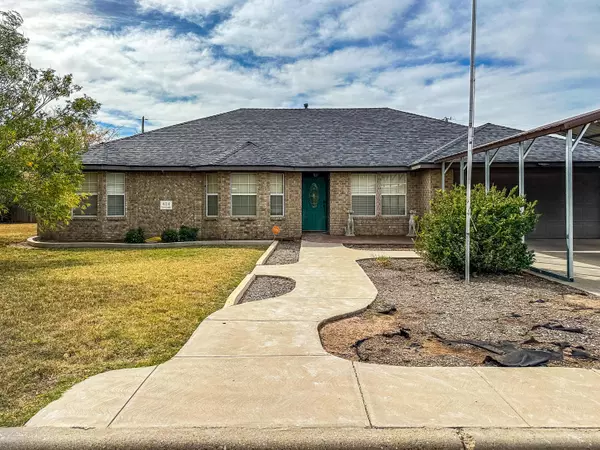 404 Coronado ST, Fritch, TX 79036