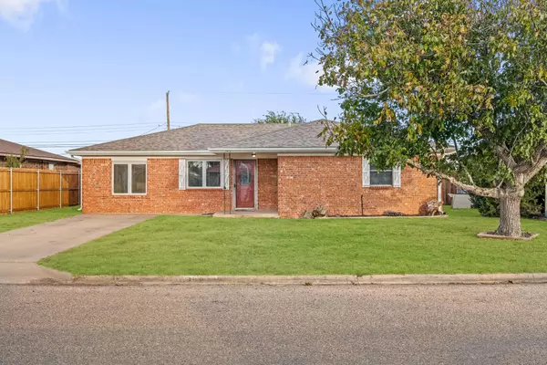 1201 Sagebrush Rd RD, Dalhart, TX 79022