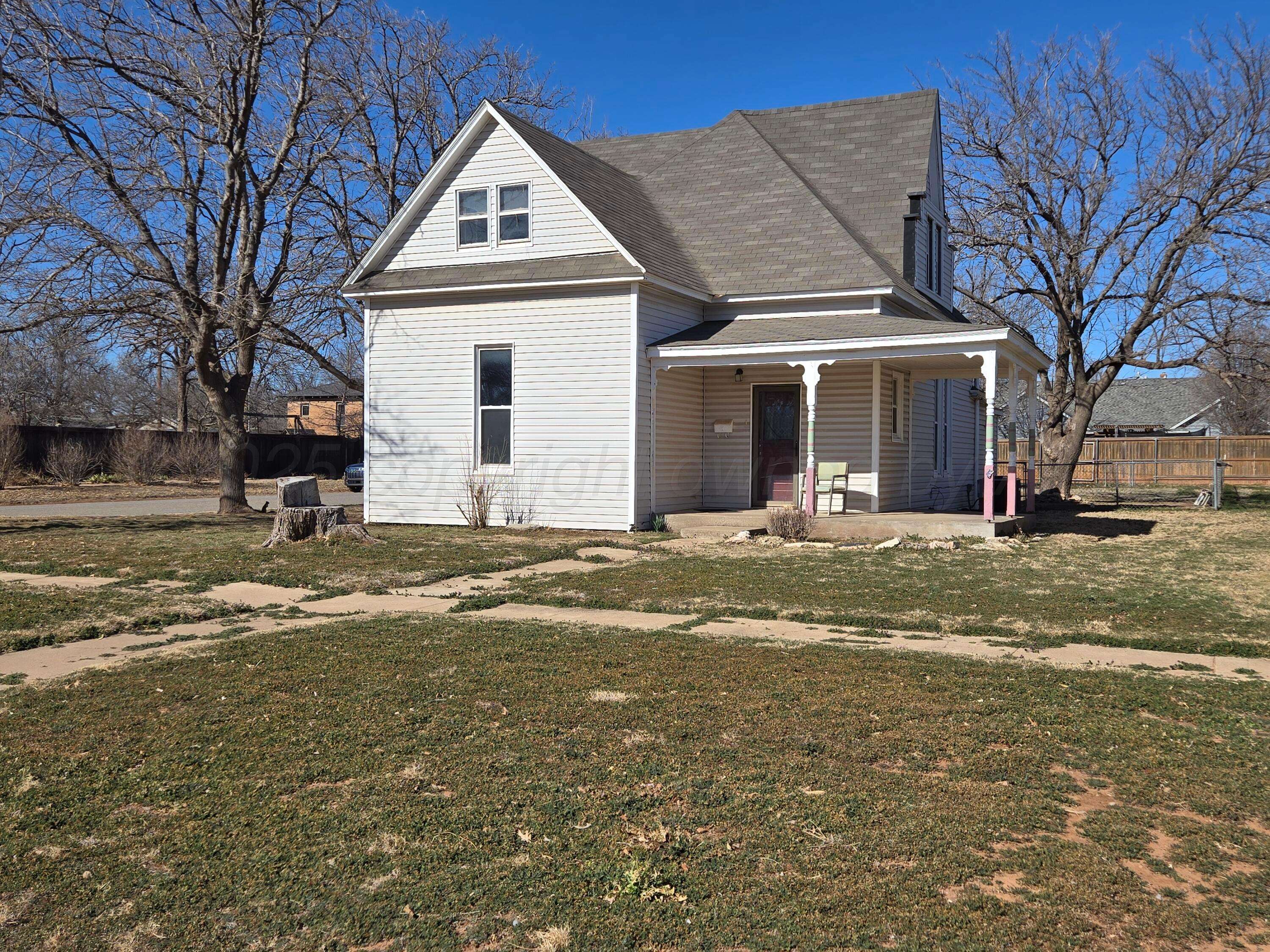 510 Avenue C NW, Childress, TX 79201
