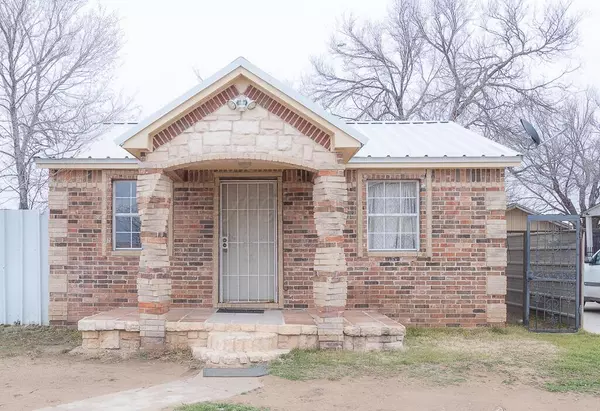 2501 SPRUCE ST, Amarillo, TX 79103