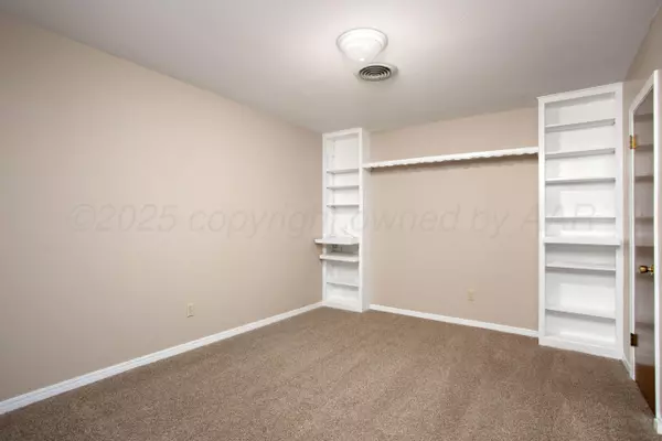 Canyon, TX 79015,1103 CREEKMERE DR