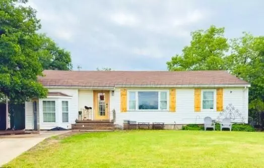 416 E Elsie AVE, Canadian, TX 79014
