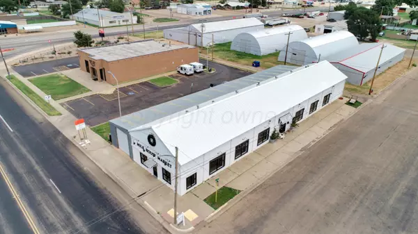 Friona, TX 79035,1002 N Main ST