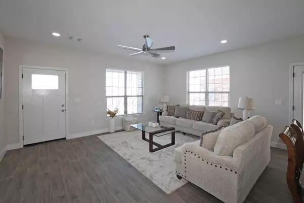 Canyon, TX 79015,8 YVES CT