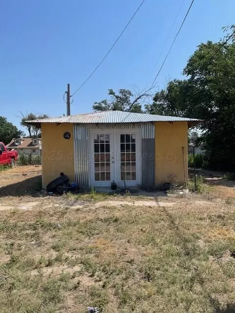 Texline, TX 79087,308 N 4th ST
