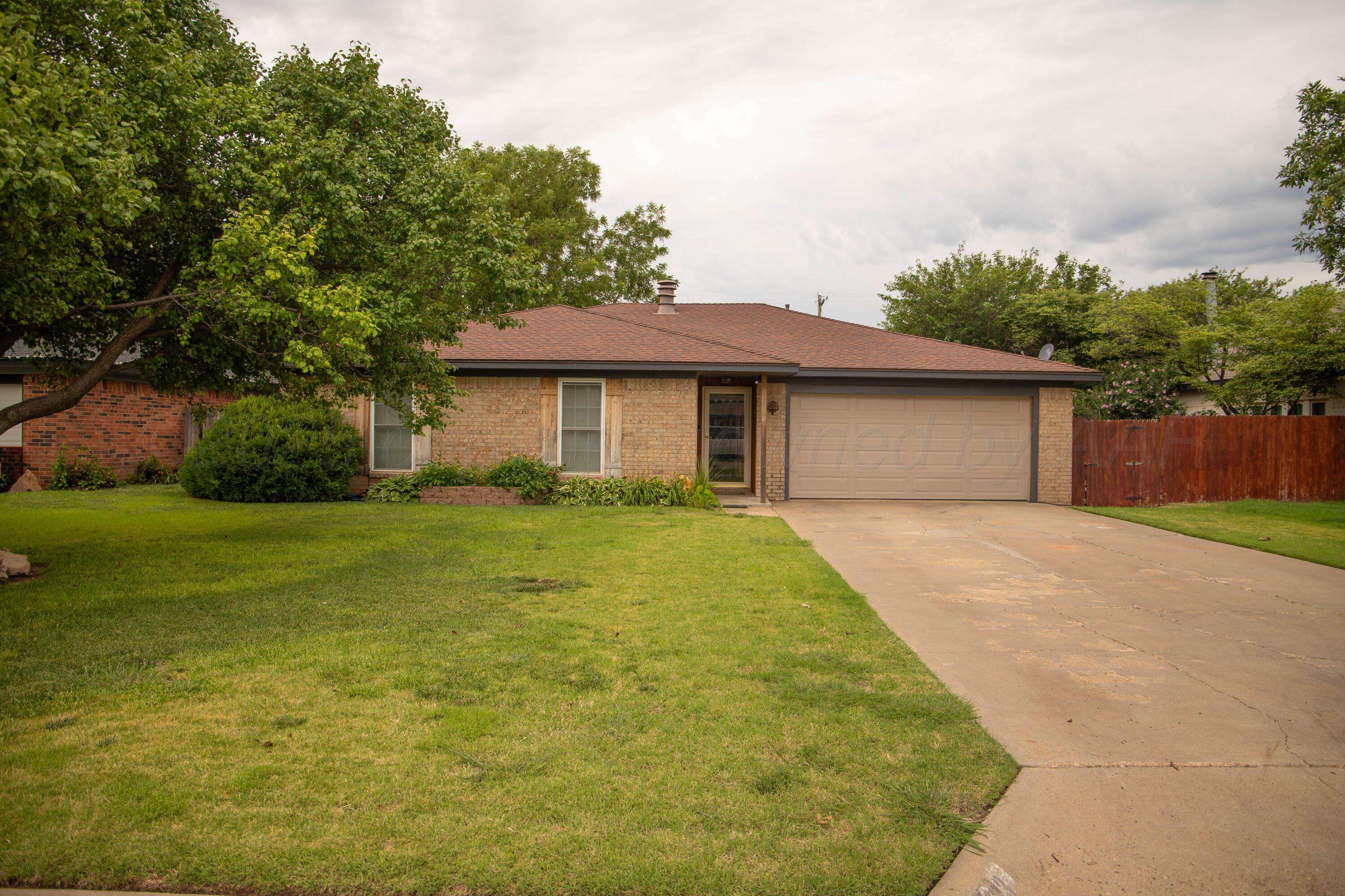 1403 Charles AVE, Amarillo, TX 79068