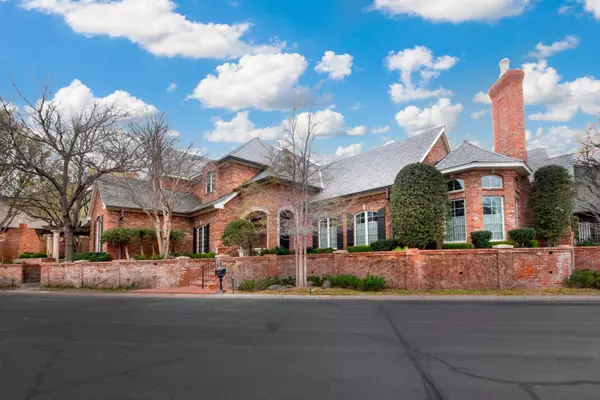 Amarillo, TX 79106,18 EDGEWATER DR