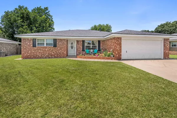 1811 Lynn ST, Pampa, TX 79065