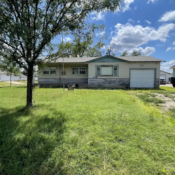 608 S Longwood AVE, Fritch, TX 79036