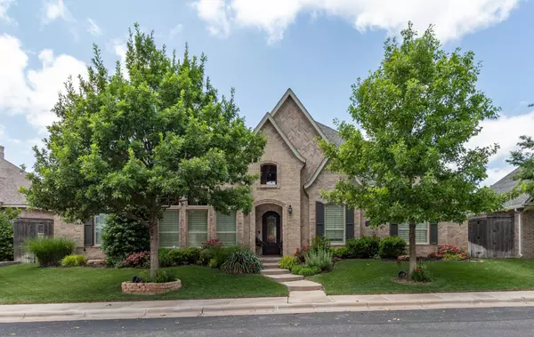 6402 Parkwood PL, Amarillo, TX 79119