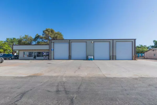401 FRONT ST, Groom, TX 79039