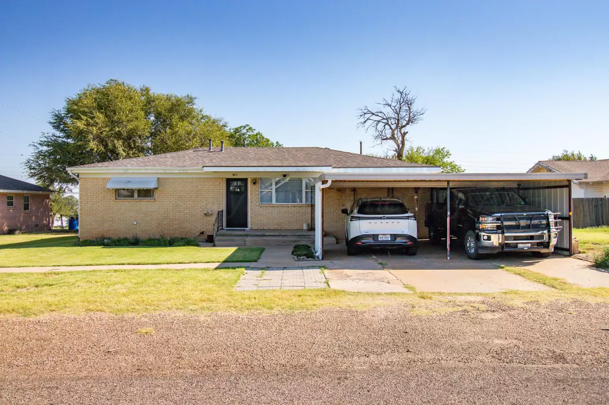 Clarendon, TX 79226,411 E 4th