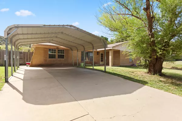 Miami, TX 79059,301 Lou Ann