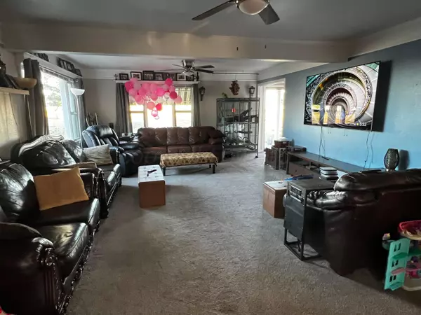 Silverton, TX 79257,233 FM 378