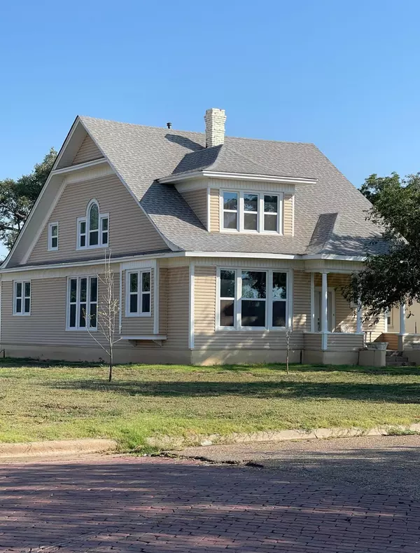 603 E 5TH ST, Hereford, TX 79045