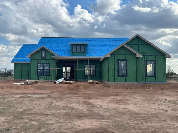 914 CANYON Pkwy, Canyon, TX 79015